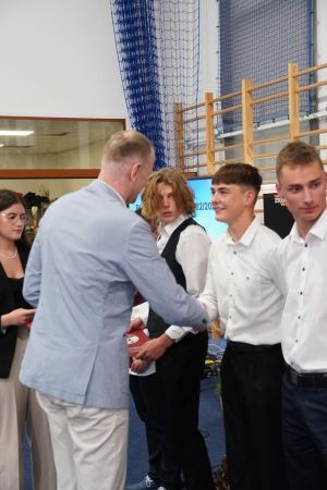 image128